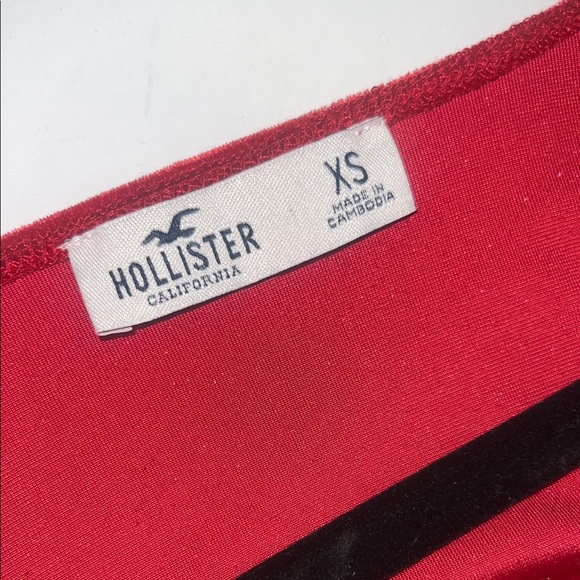 Hollister Scarlet Velvet Crop Top - Picture 2 of 7